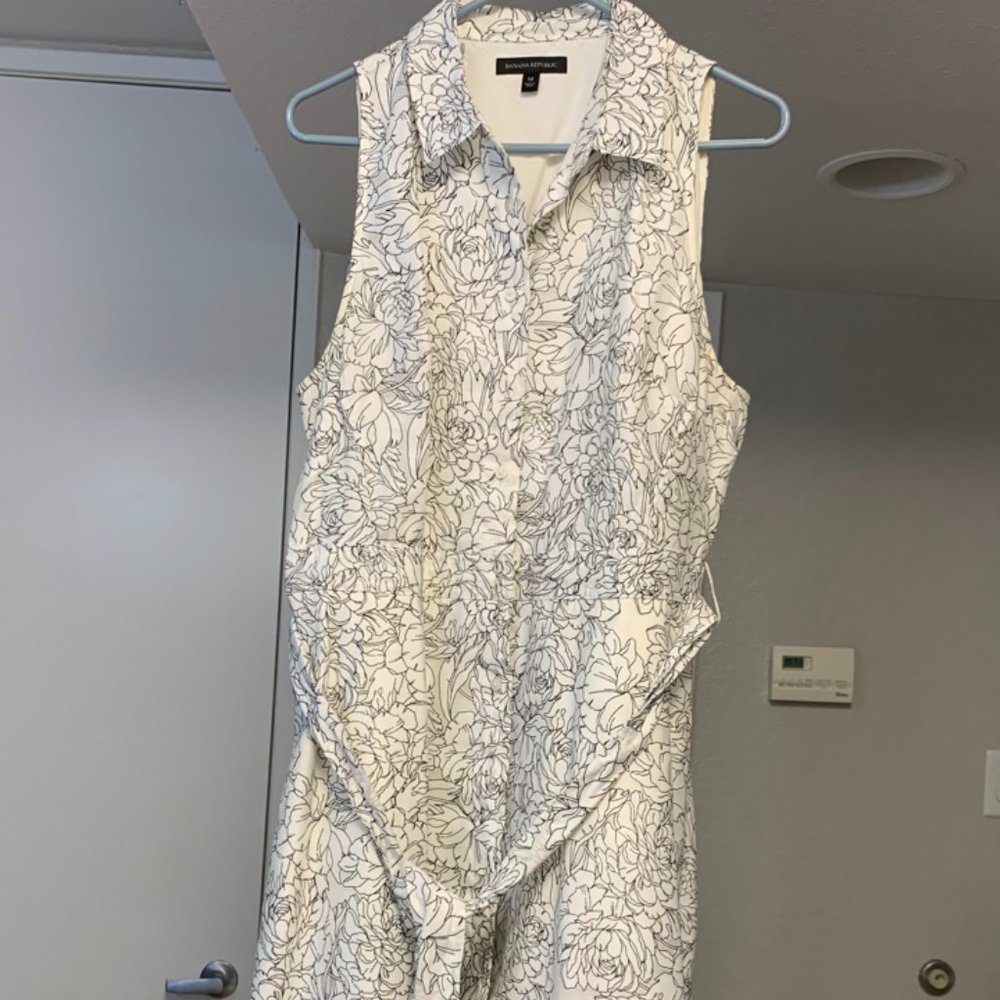 Black and white floral print dress large - women